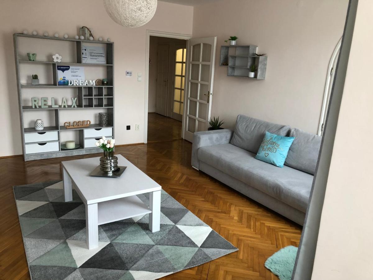 شقة Szeged Gyoengye المظهر الخارجي الصورة